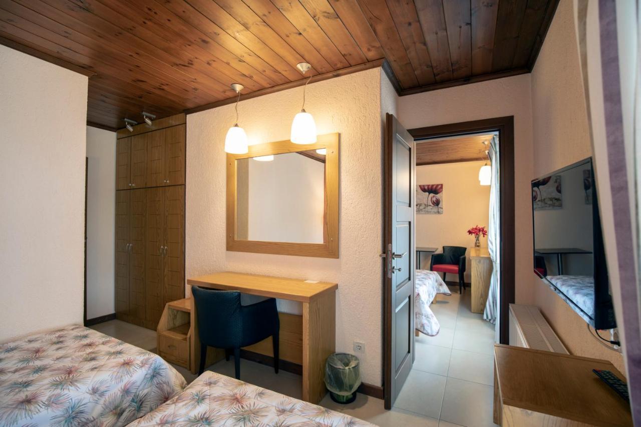 Asimina Guesthouse, Eptalofos Parnassos Eksteriør bilde