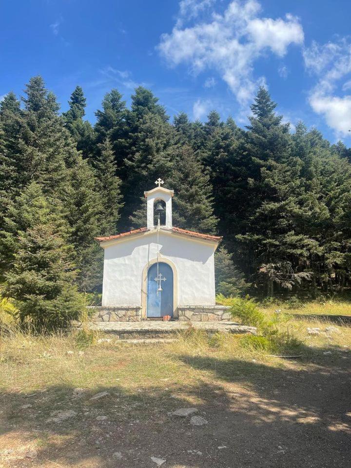 Asimina Guesthouse, Eptalofos Parnassos Eksteriør bilde